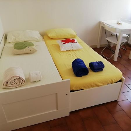 Appartement Over The Rainbow - Cozy Studio In The Centre Of Ferrare Extérieur photo